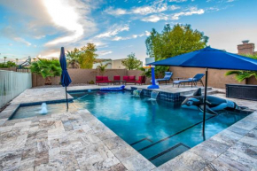 Pet-Friendly Glendale Home with Pool and Putting Green